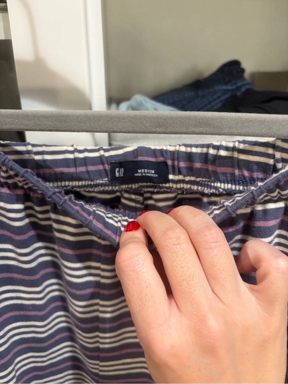 Gap viral striped lounge pants - Picture 2 of 5